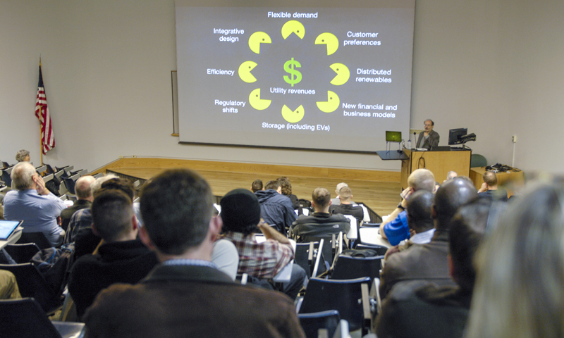 Renowned Energy Authority Dr. Amory Lovins Presents Latest Defense Energy Seminar