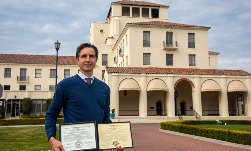 Annual Menneken Awards Honor NPS Faculty for Research Achievements